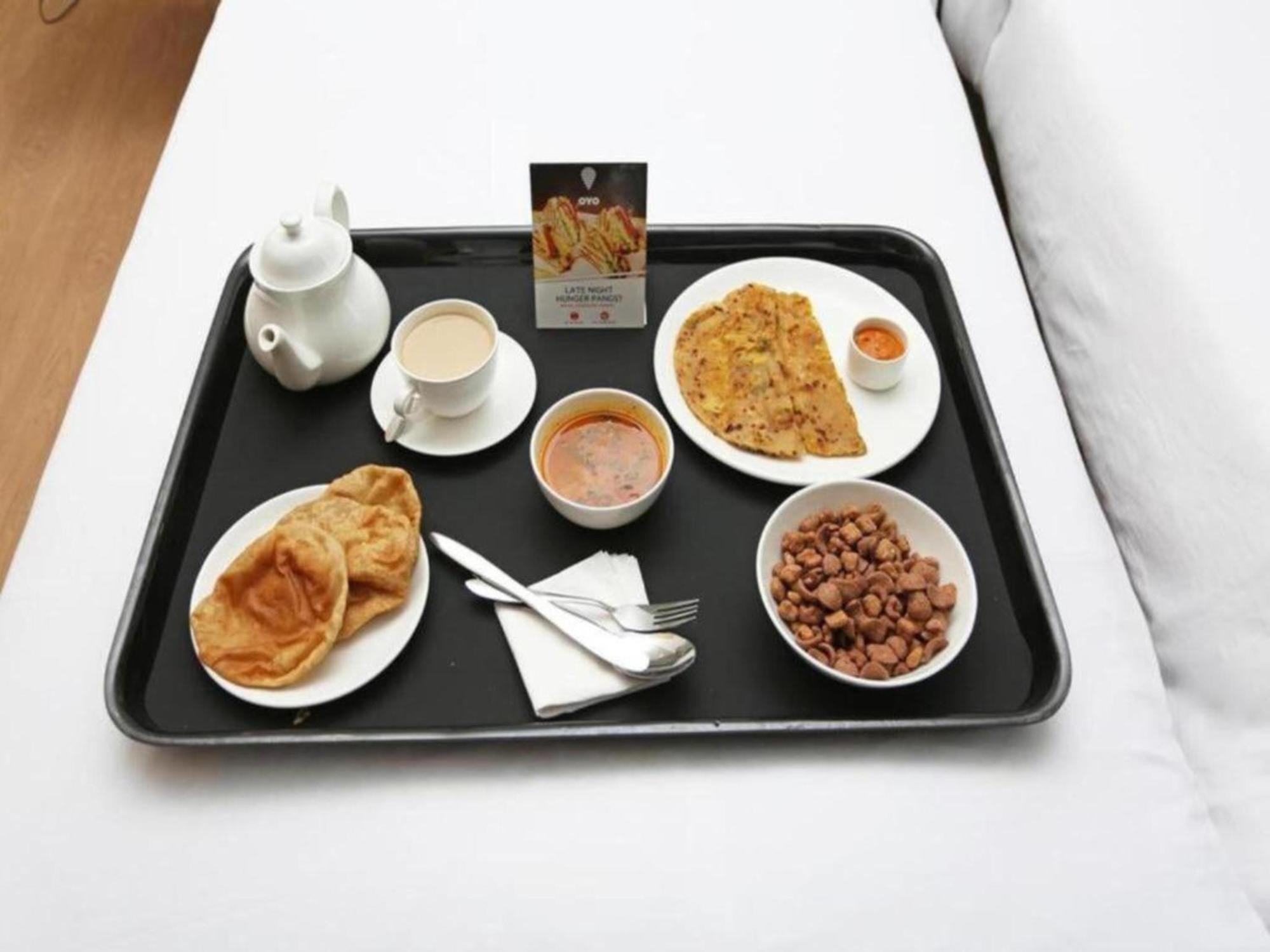 Hotel Royal Plaza 3*